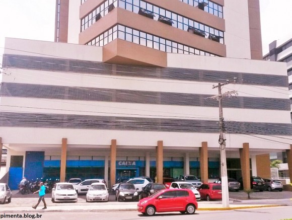 Prédio onde funciona a superintendência da Caixa em Itabuna (Foto Pimenta).